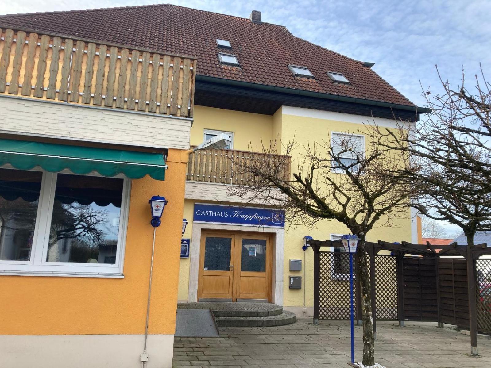 Gasthaus Karpfinger Aiterhofen Ngoại thất bức ảnh